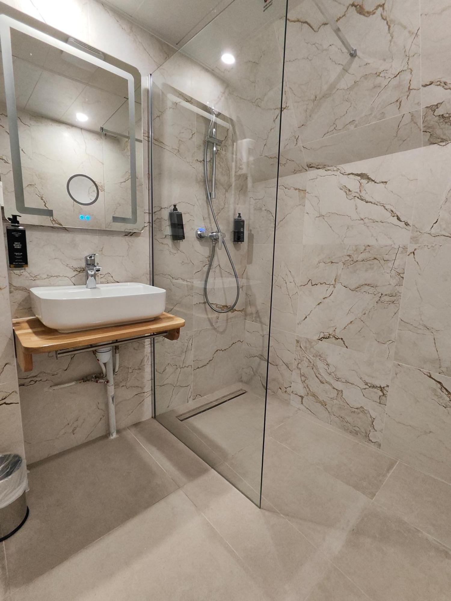 Hotel 55 Montparnasse 3*